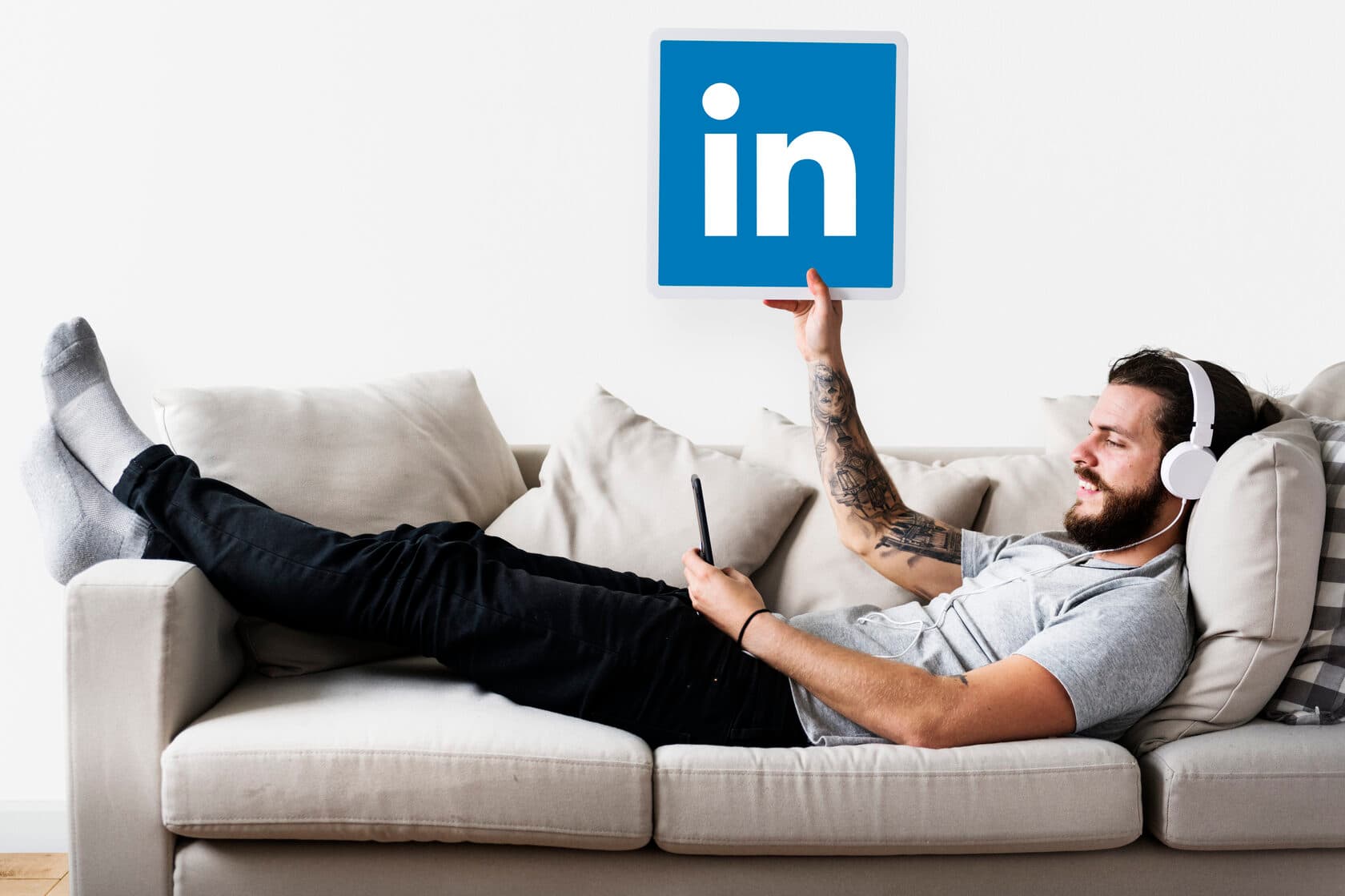 Verified LinkedIn Account Rental Options for Scalable Growth