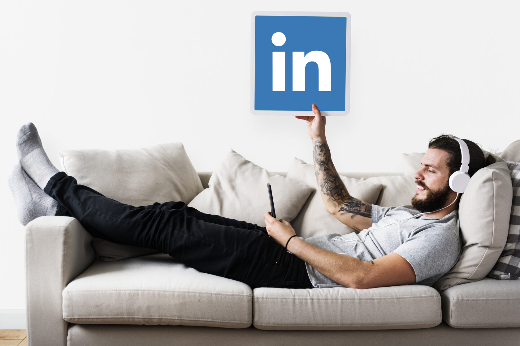 Verified LinkedIn Account Rental Options for Scalable Growth